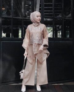 Kombinasi Warna Hijab Kondangan Terbaik
