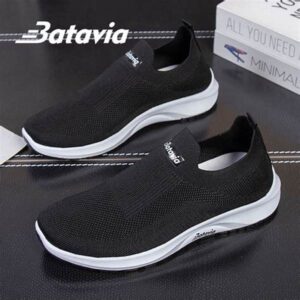 Sepatu Ringan Pria Untuk Kenyamanan Sepanjang Hari