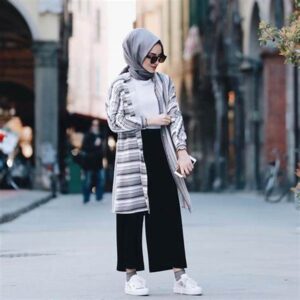 Tren Fashion Elegan Wanita
