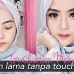 Tutorial Kombinasi Hijab Dan Makeup