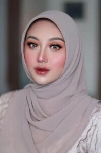 Tutorial Hijab Dan Makeup Modern