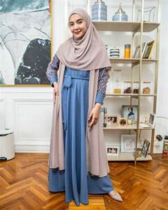 Inspirasi Outfit Syar’i Modis