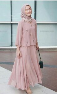 Inspirasi Outfit Arabian Style Wanita