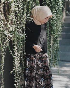 Style Wanita 2025 Untuk Pergi Ke Kampus