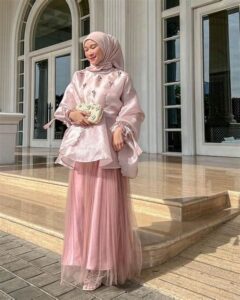 Tips Padukan Hijab Dengan Busana Kondangan