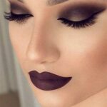 Efek Smokey Eye Riasan Terkini