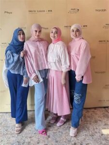 Padu Padan Pakaian Musim Terbaru