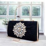 Tas Clutch Elegan Untuk Pesta