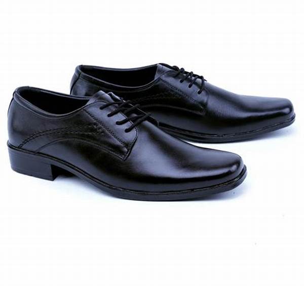 Sepatu Kantor Pria Desain Klasik