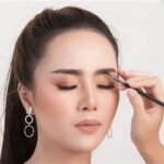 Tutorial Langkah-langkah Makeup Mata Glamor