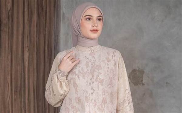 Warna Busana Wanita Populer