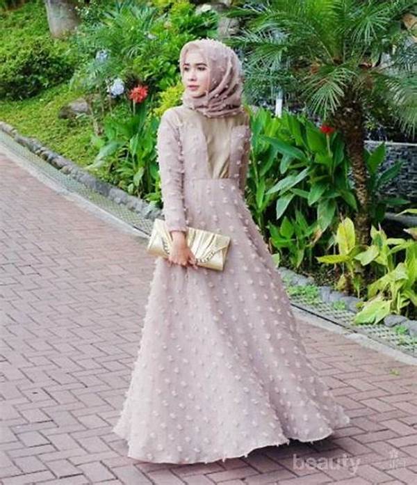 Gaun Kondangan Simpel Anggun