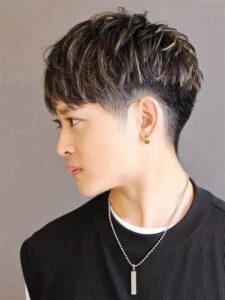 Inspirasi Warna Cerah Two Block Hair