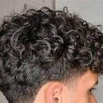 Rambut Keriting Pria Wajah Bulat Ideal