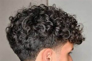 Rambut Keriting Pria Wajah Bulat Ideal
