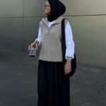 Padu Padan Vest Klasik Formal