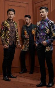 Warna Netral Gaya Kondangan Pria