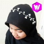 Aksesoris Pelengkap Hijab Pesta Remaja