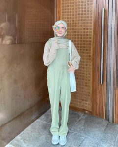 Gaya Modis Nuansa Soft Color