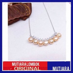 Model Kalung Klasik Untuk Bercadar