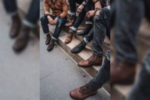 Sepatu Boots Cocok Untuk Jaket Denim