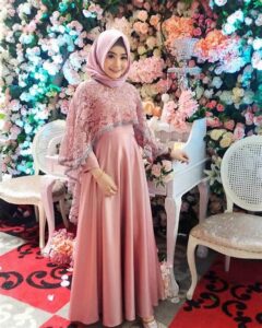 Desain Dress Kondangan Elegan Terbaru