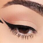 Eyeliner Natural Untuk Riasan Pagi